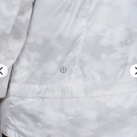LULULEMON Miss Misty Jacket II, 2, White and Gray - Picture 10 of 16
